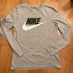 Nike Men’s Small l/s tee
